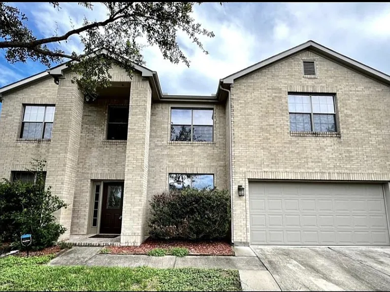 16711 Bending Creek Ln — Photo 25