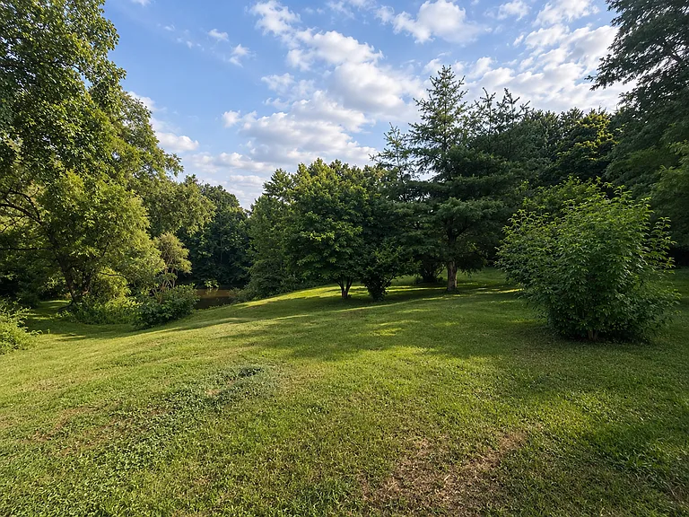 7454 Moore Rd — Photo 11