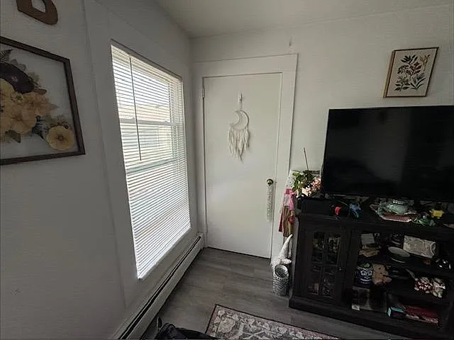 166 Rochelle Ave #2 — Photo 7