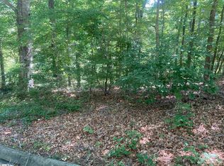 6 Mill Estate Rd, Taylors, SC 29687