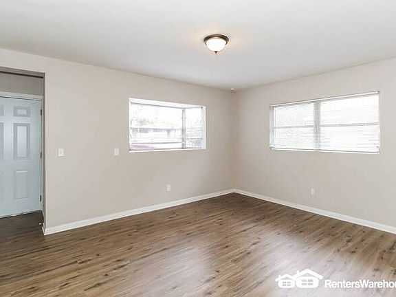 2nd image of 3412 E Hanna Ave