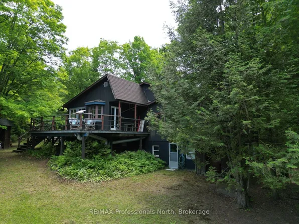 2397 Kashagawigamog Lake Rd, Minden Hills, ON K0M 2K0