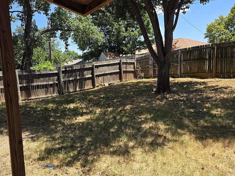 6101 Cool Springs Dr — Photo 15