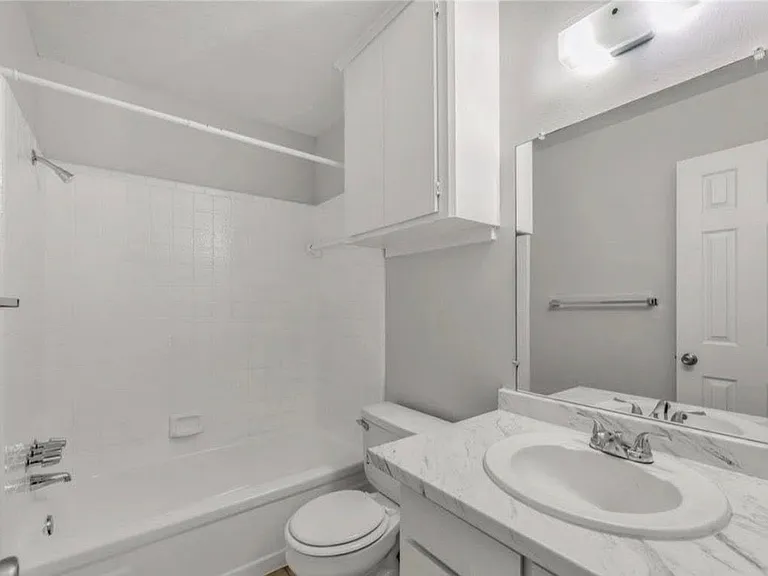 713 San Benito Dr #713 SAN BENITO DR — Photo 5