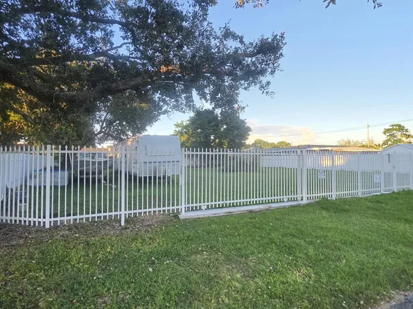 11825 SW 225th Street, Miami, FL 33170