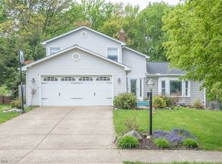 7080 Anthony Ln, Parma Heights, OH 44130