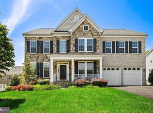 9332 Castle Hill Rd, Springfield, VA 22153