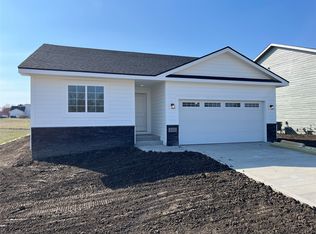 4480 SW 23rd St, Des Moines, IA 50321