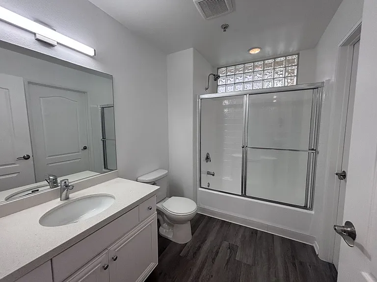 7044 Lanewood Ave — Photo 65
