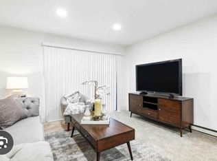 1140 N Abbott Ave, Milpitas, CA 95035