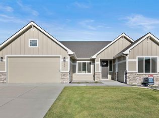 546 Lazio Way, Richland, WA 99352