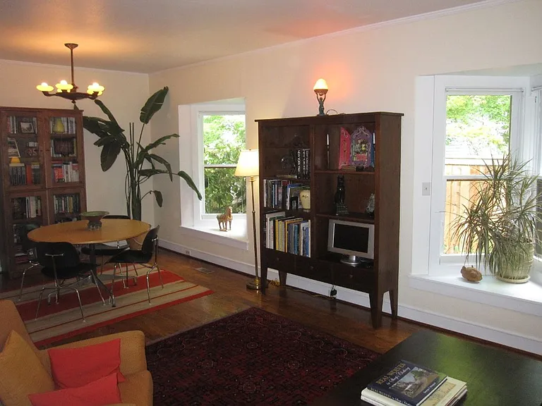 1459 E 21st Ave — Photo 3