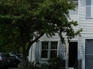 249 Sunderland Rd, Worcester, MA 01604