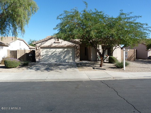 1st image of 633 S 111th Pl