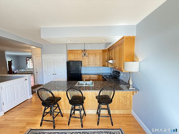 3rd image of 270 New Britain Road #16