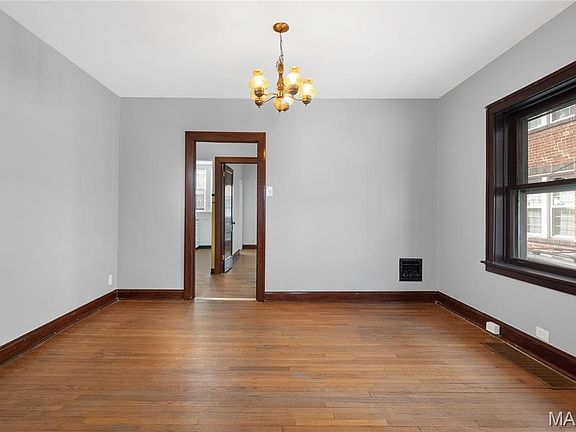 4th image of 4932 Pernod Ave