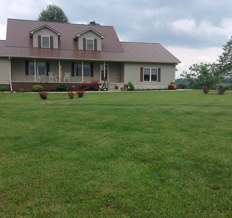 2nd image of 34 Beaver Hill Rd