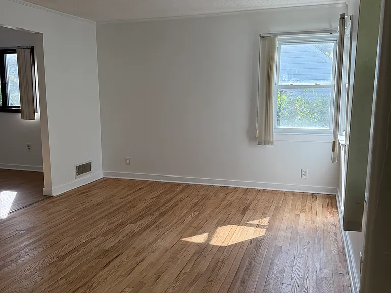 222 Chestnut Hill Ave — Photo 8