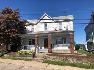 230 Magazine St #1, Carnegie, PA 15106
