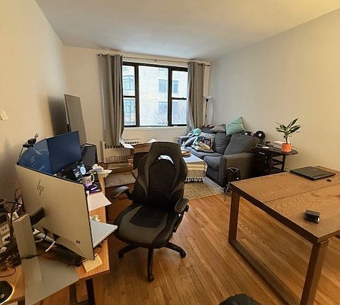 2nd image of 171 E 77th St APT 4F