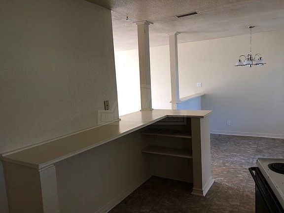 4th image of 1203 Redondo Dr