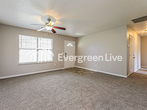 4th image of 510 Crossgate Way