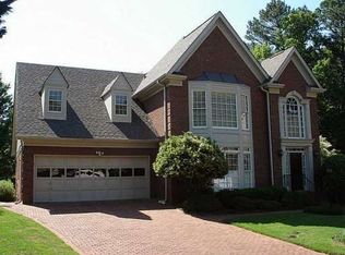 5468 Woodland Ct, Dunwoody, GA 30338