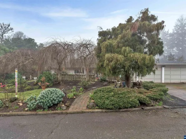 3805 Stanley Ln S, Salem, OR 97302