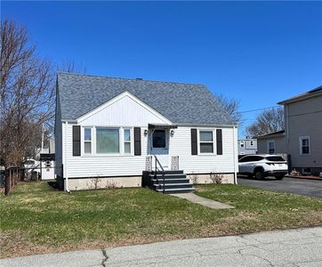 44 Tab Ave, East Providence, RI, 02914