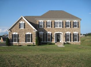 38786 Rambling Farm Dr, Hamilton, VA 20158