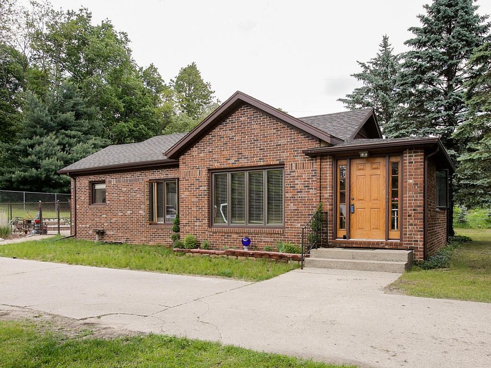 271 mcallister road-101