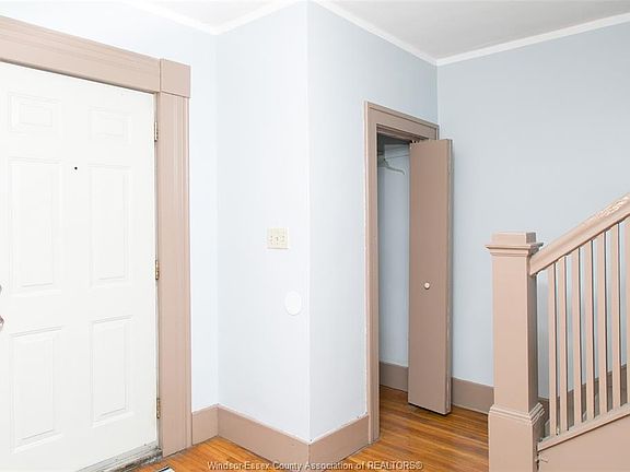 4th image of 258 Detroit St