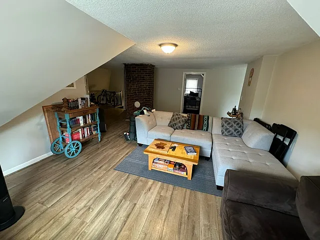 33 Roberts St #3 — Photo 13