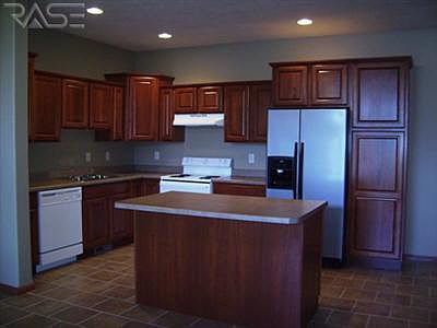 2nd image of 1404 S Ebenezer Ave