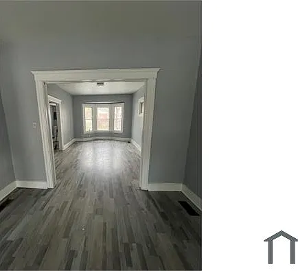 3462 Baldwin St — Photo 7