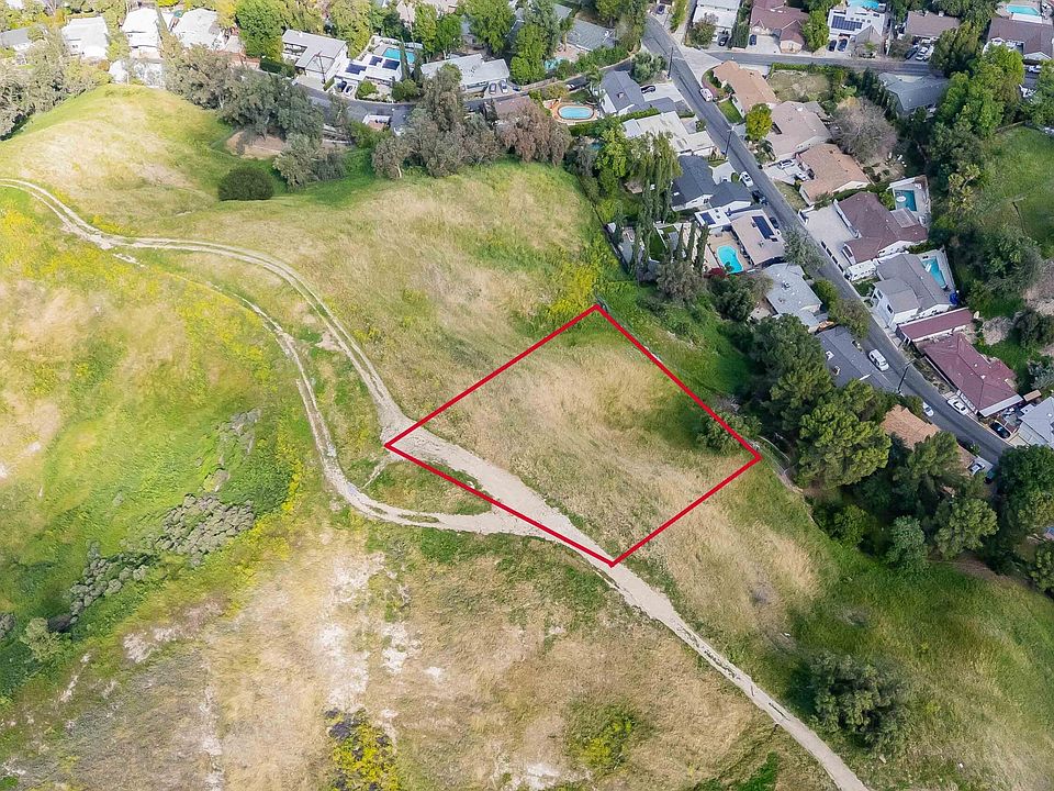 1st image of San Sebastian Dr