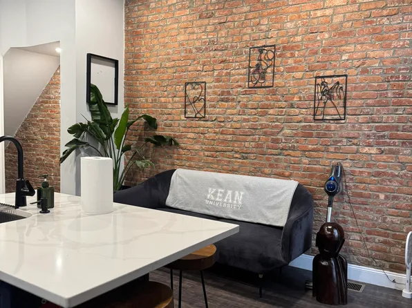 812 Ocean Avenue image 14 of 47