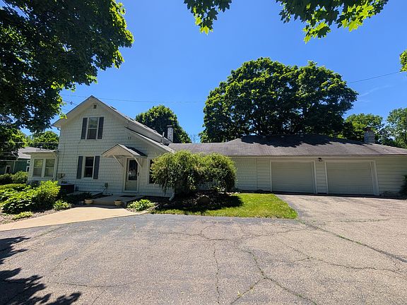 2nd image of 1020 S Marshall Ave