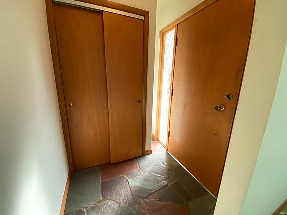 5th image of 3104 Maple Ln