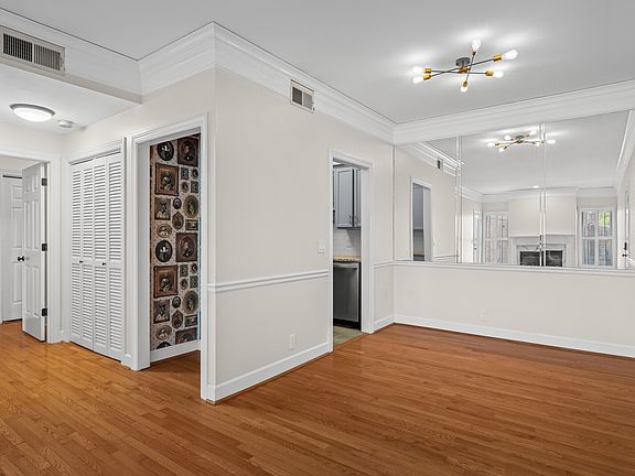 5th image of 322 Sloan Rd
