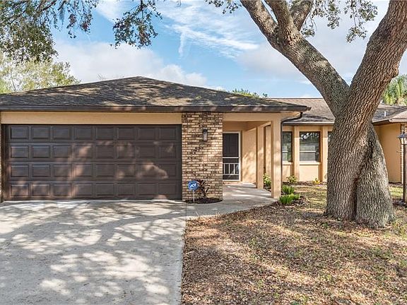 2nd image of 2057 Country Meadows Ln