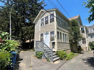 38 Annawan St, Hartford, CT 06114