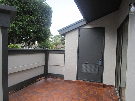 3rd image of 388 Oxen Hill Court