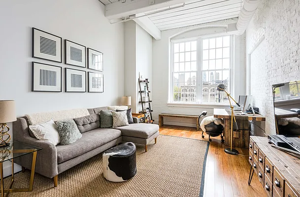 Rented by NY Casa Group | media 33