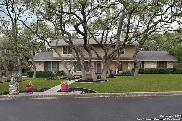 1st image of 204 Sagecrest Dr