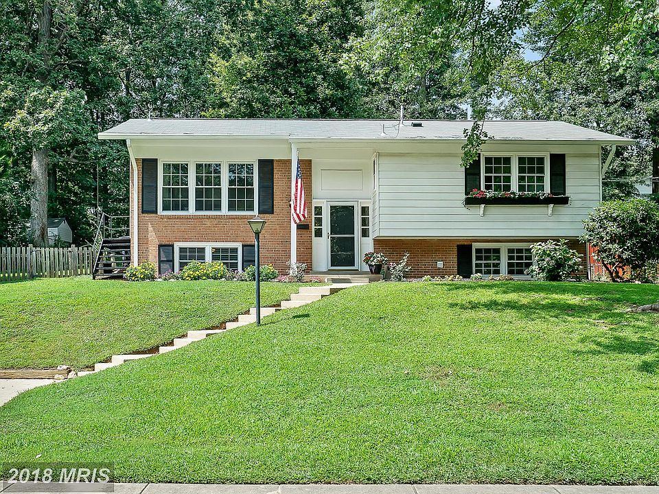 1st image of 2430 Villanova Dr