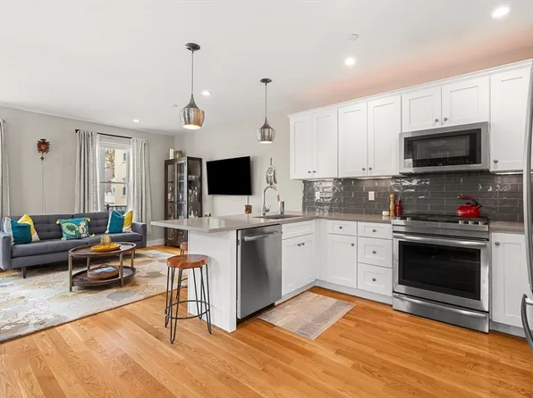 178 Thornton St Unit 1, Roxbury, MA 02119