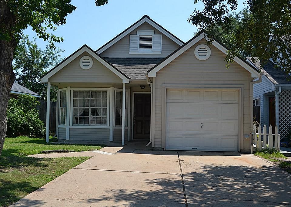 1st image of 14722 Bradford Colony Dr