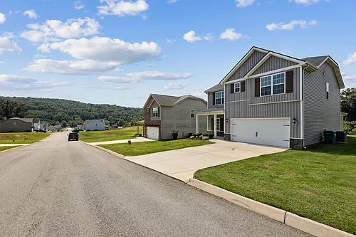 2429 Union Pointe Ln Photo 1