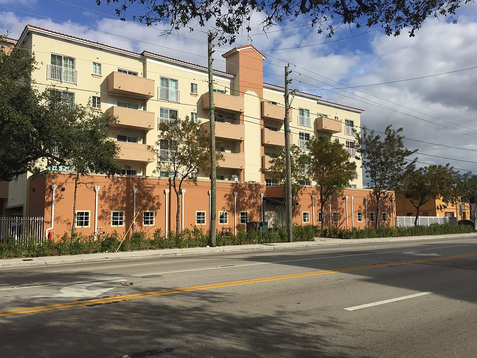 1st image of 295 NW 57th Ave APT 301